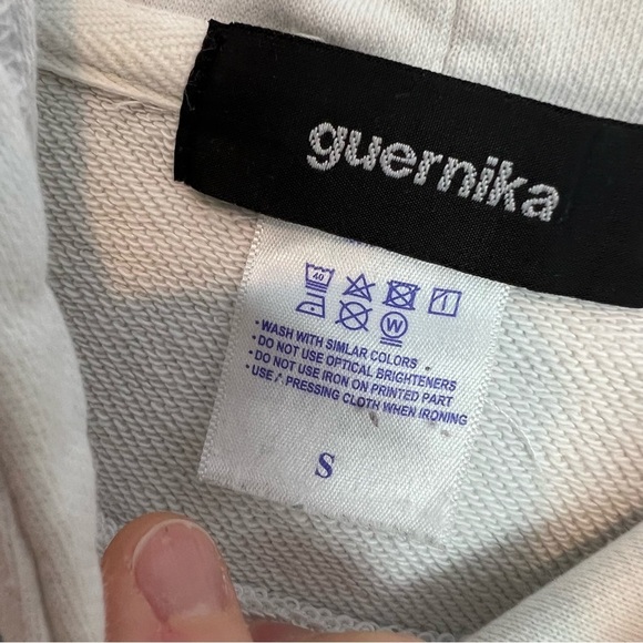 Guernika RARE Pokémon white hoodie collab S - Picture 6 of 12